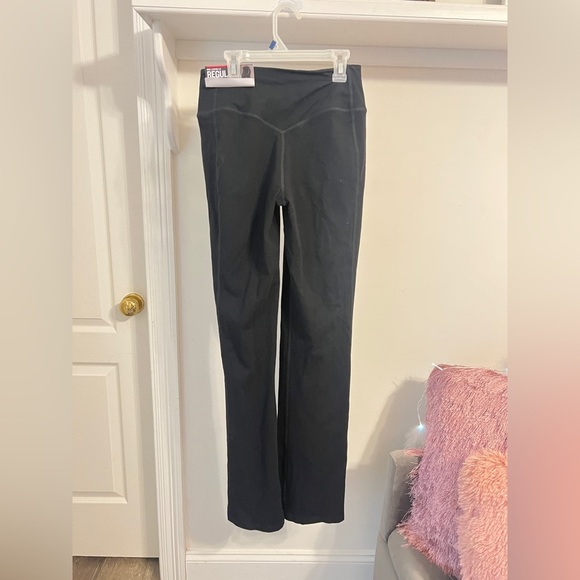 NWT Nike Legend 2.0 Regular Fit Pants - Picture 4 of 5